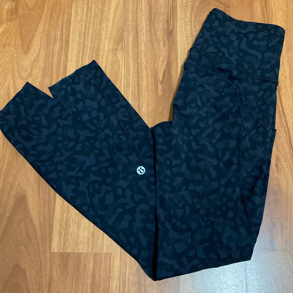 ❤️ Lululemon Fast & Free 25” Leggings Formation Camo Deep Coal Multi Size 2 NWOT